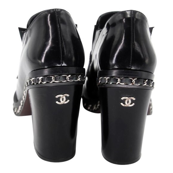 Chanel Signature Exotic Chain 38.5 Leather 2.55 Reissue Boots CC-0803N-0012 - Picture 9 of 11